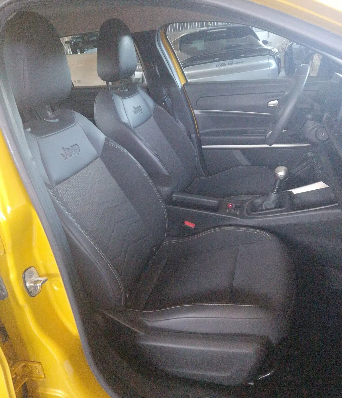 Jeep Avenger usata a Terni (16)