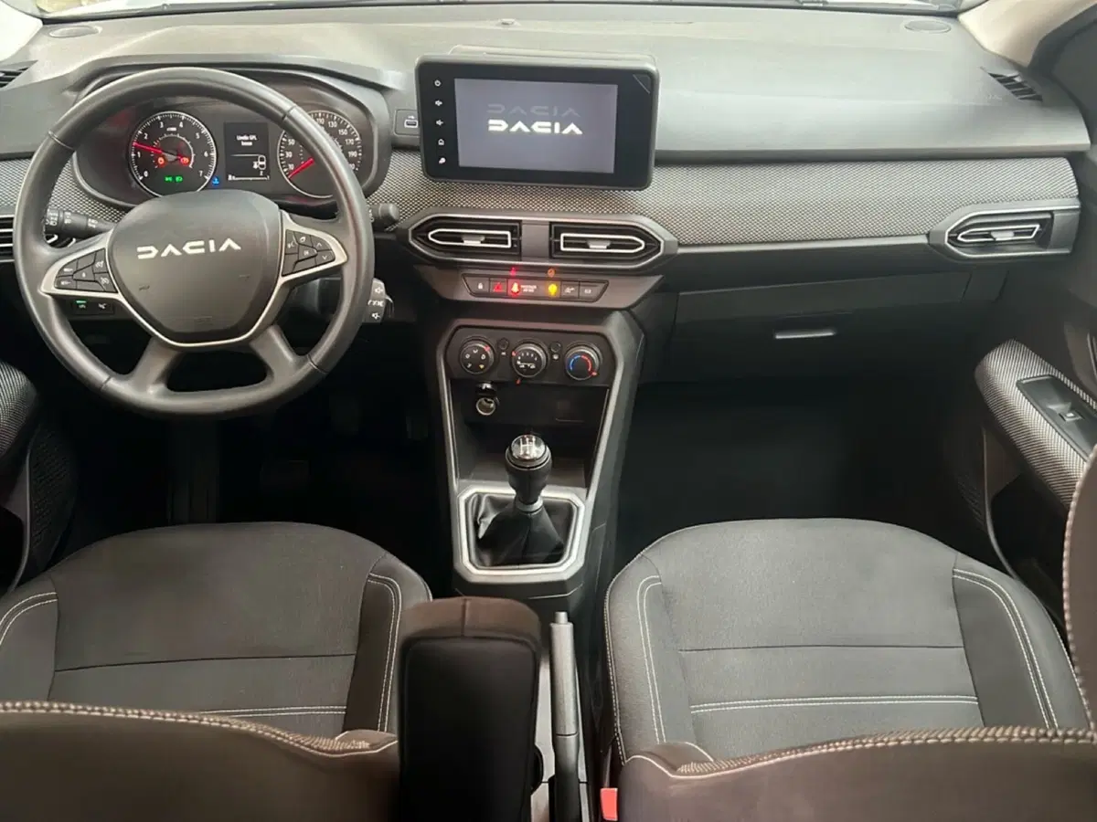 Dacia Sandero Streetway usata a Roma (11)