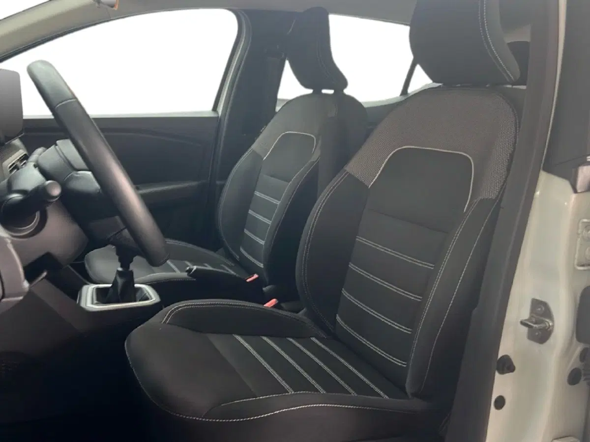 Dacia Sandero Streetway usata a Roma (12)