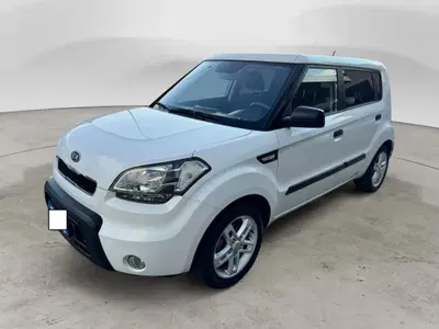 Kia Soul 1.6 CVVT Cool del 2010 usata a Recanati