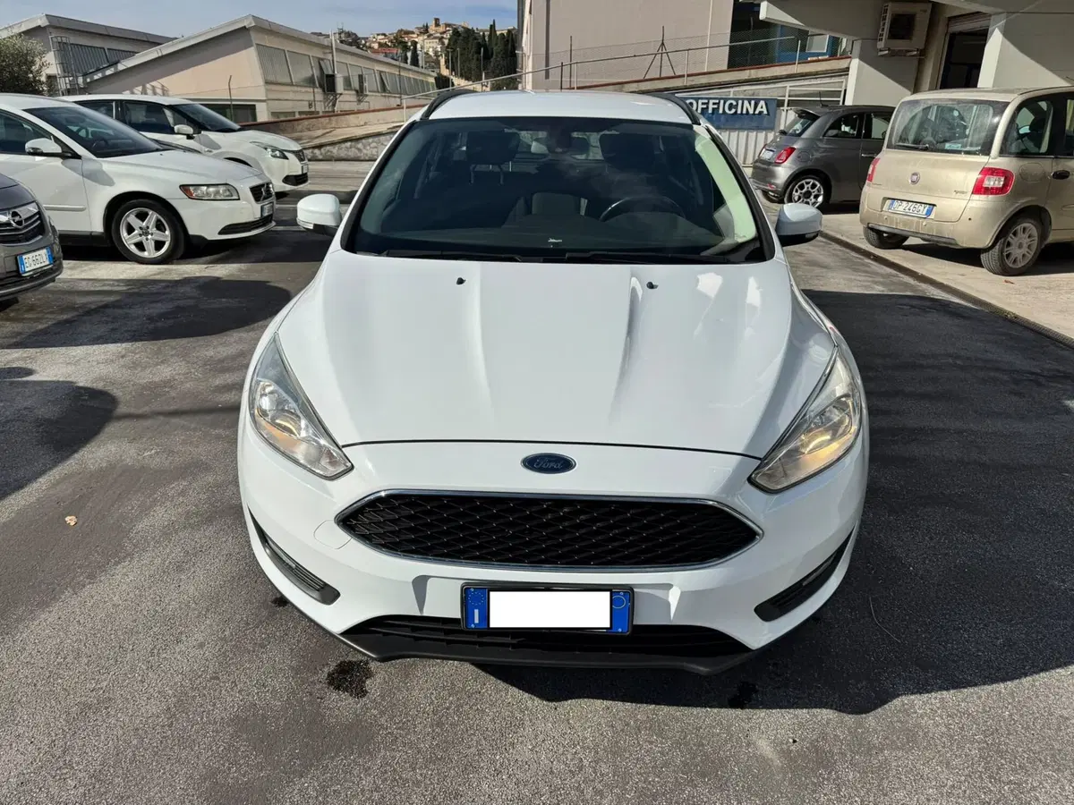 Ford Focus Station Wagon usata a Macerata (2)