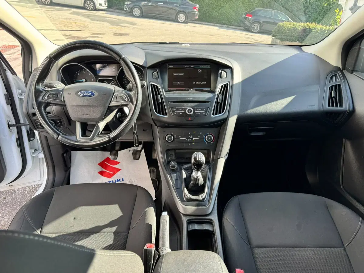 Ford Focus Station Wagon usata a Macerata (7)