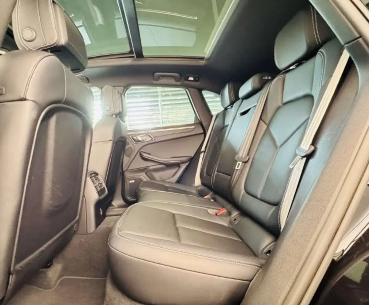 Porsche Macan usata a Torino (11)