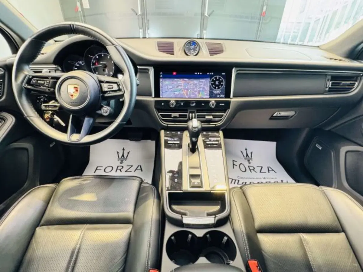 Porsche Macan usata a Torino (12)