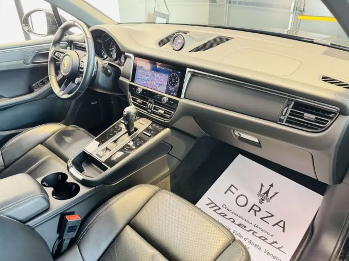 Porsche Macan usata a Torino (14)