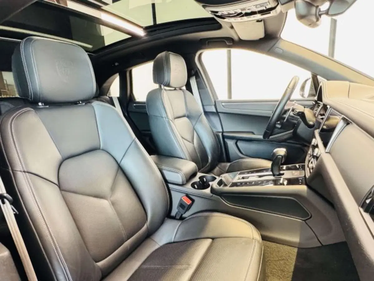 Porsche Macan usata a Torino (15)
