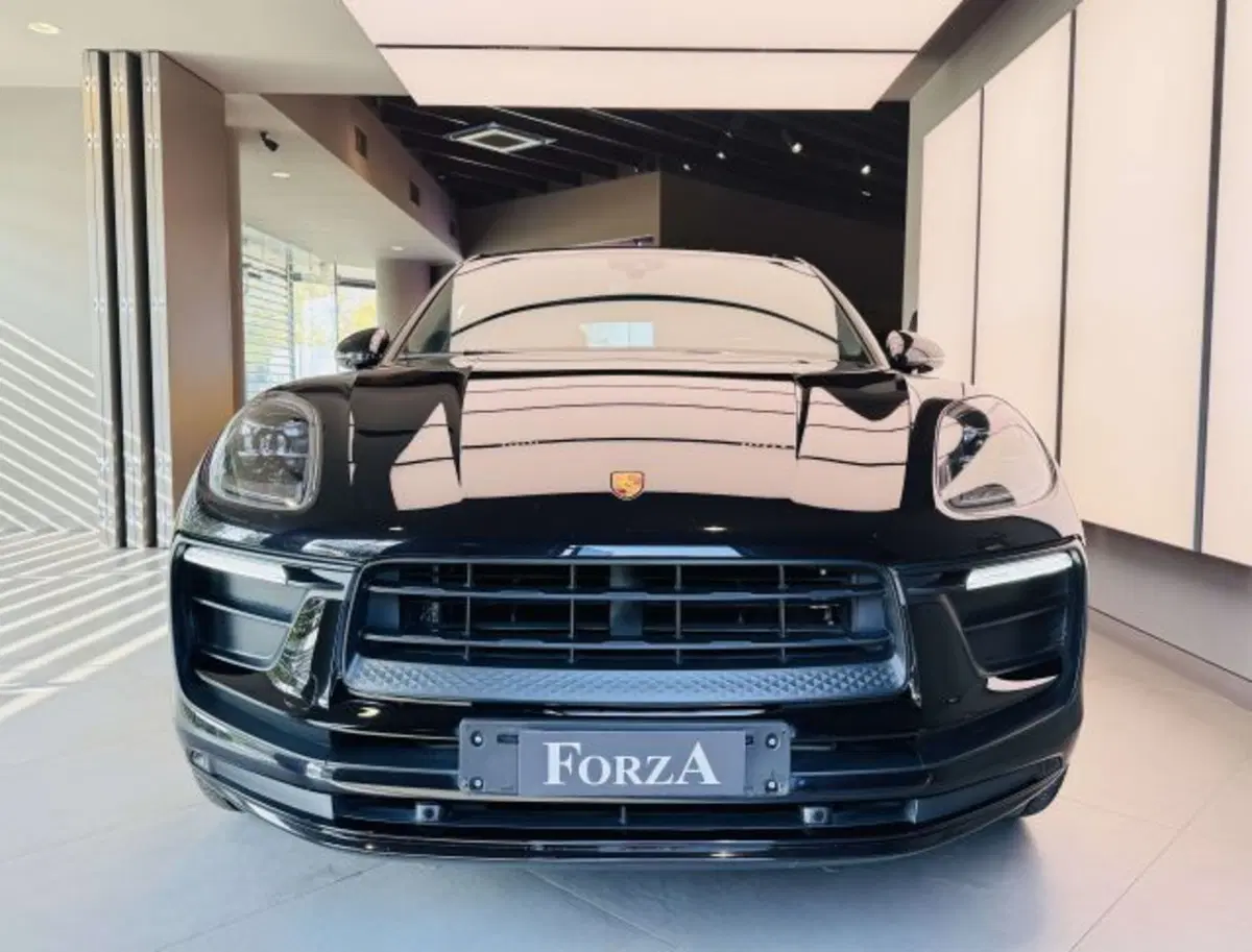 Porsche Macan usata a Torino (2)