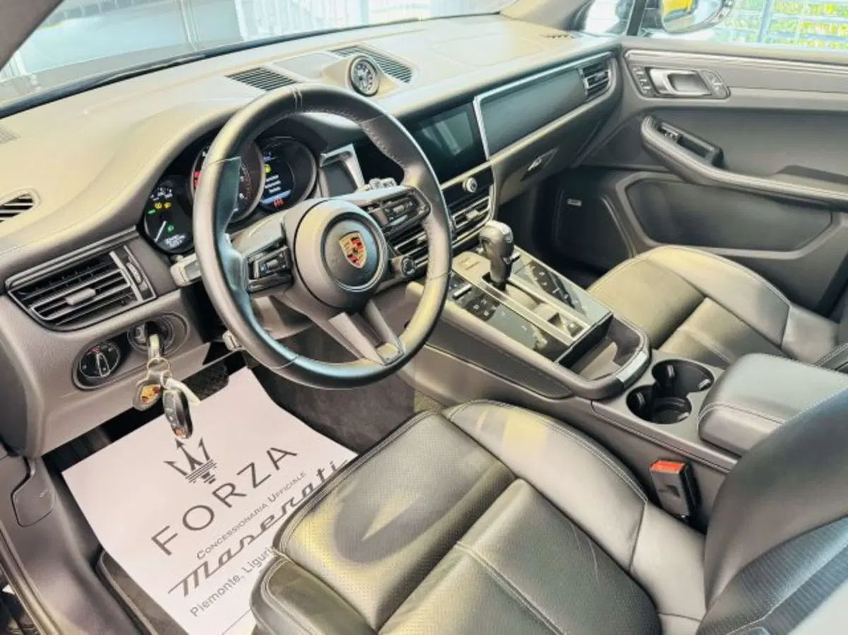 Porsche Macan usata a Torino (9)