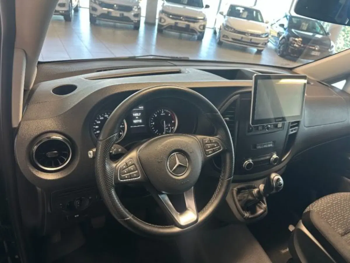 Mercedes-Benz Vito usata a Cuneo (9)