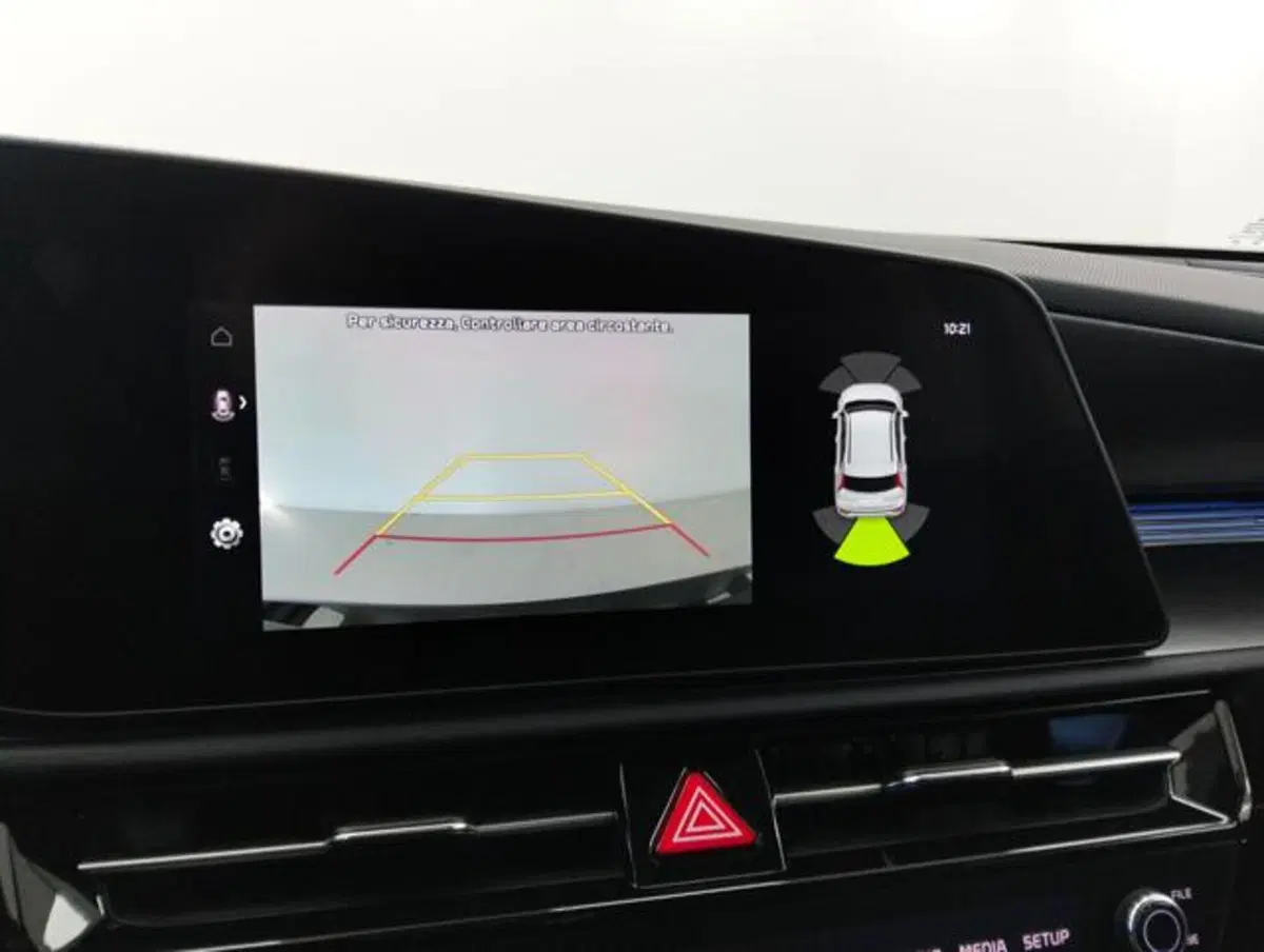 Kia Niro usata a Como (16)