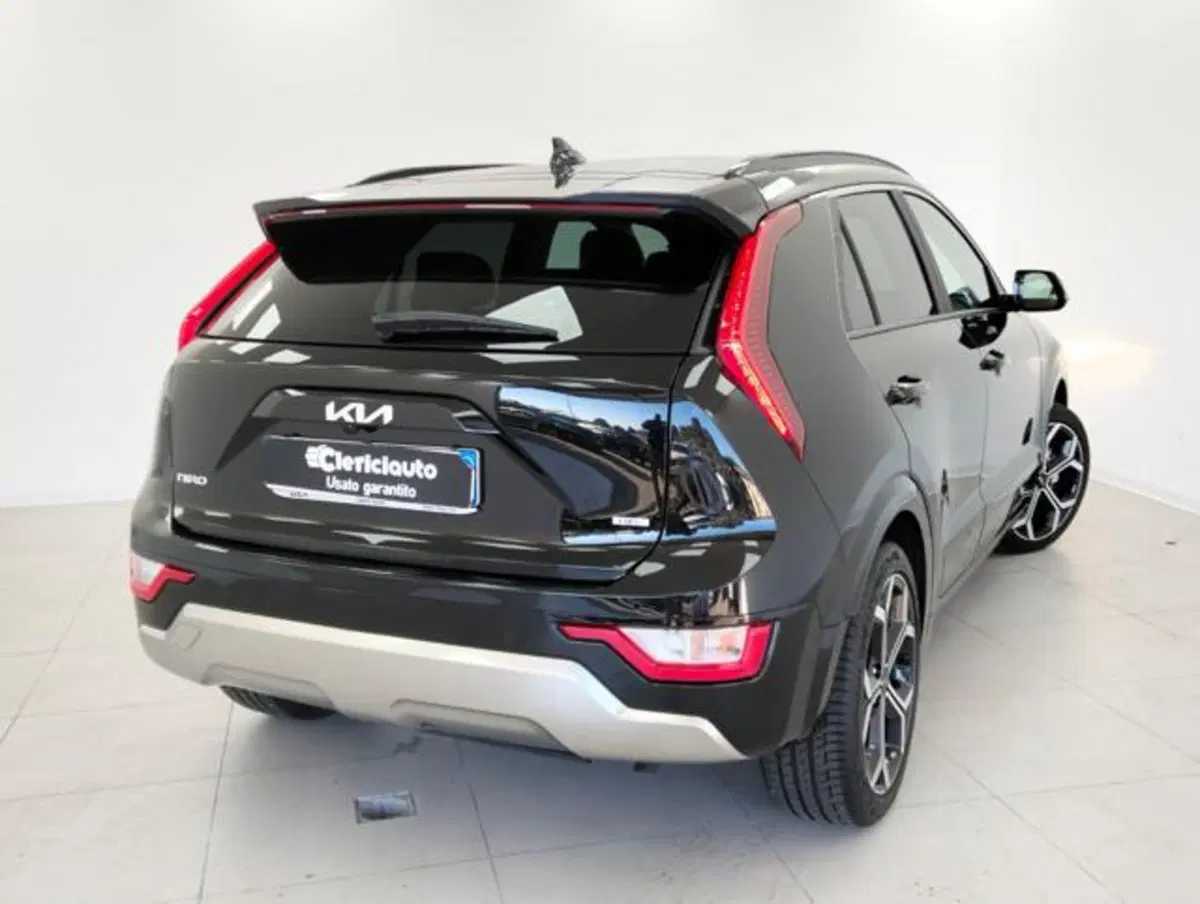 Kia Niro usata a Como (2)