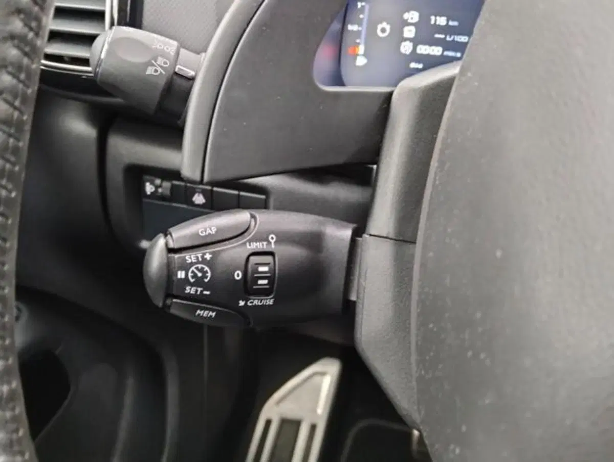 Citroen C5 Aircross usata a Como (11)