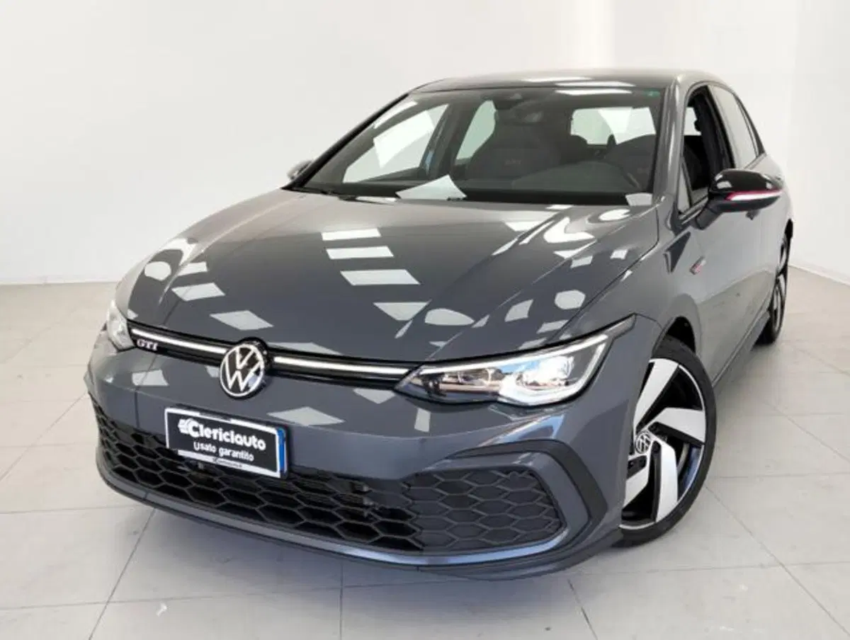 Volkswagen Golf usata a Como