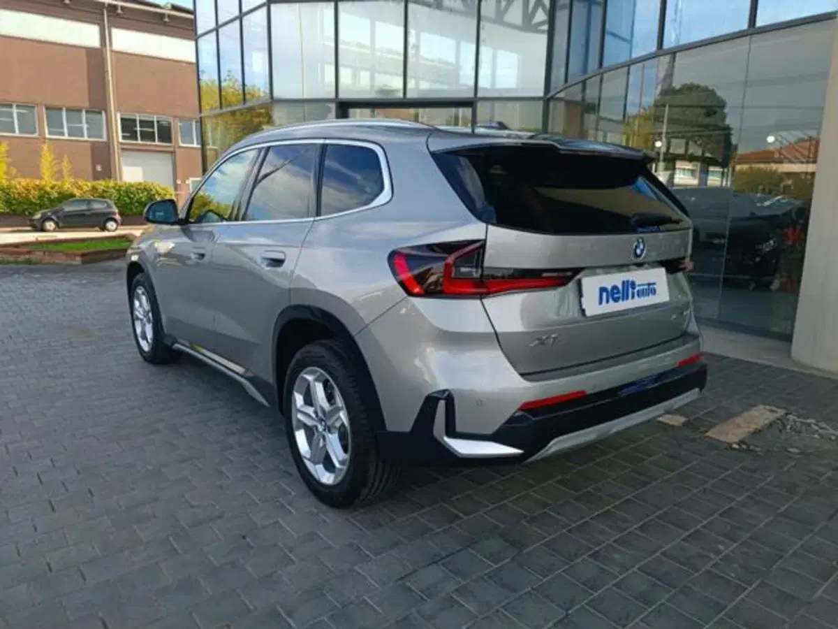 BMW X1 nuova a Pisa (8)