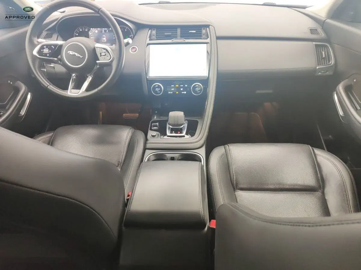 Jaguar E-Pace usata a Ragusa (3)