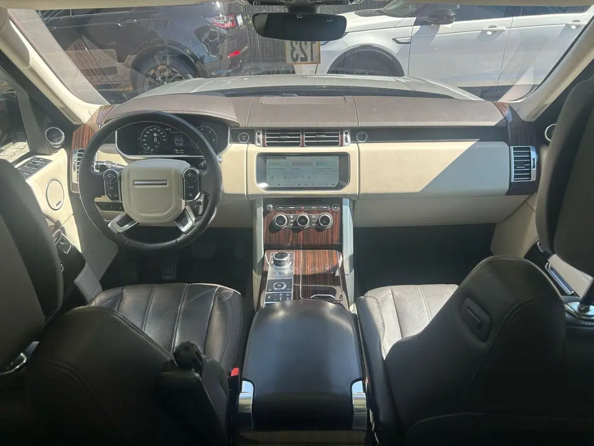 Land Rover Range Rover usata a Ferrara (4)