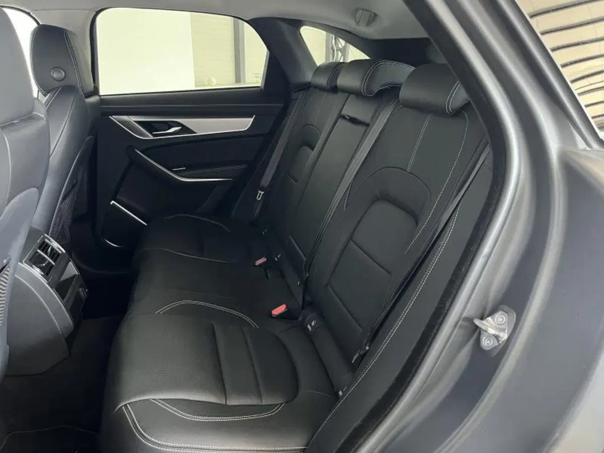 Jaguar F-Pace usata a Venezia (13)