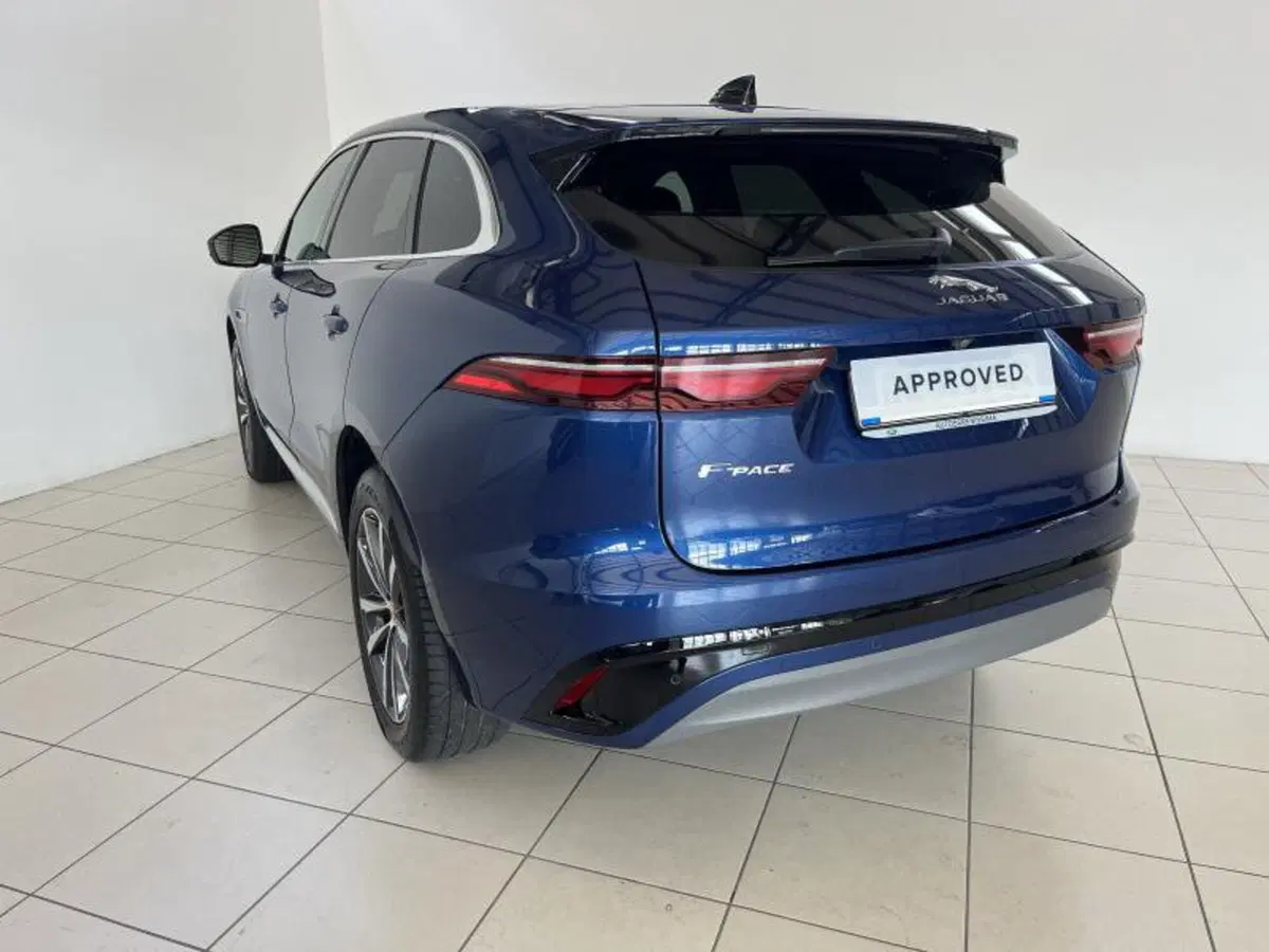 Jaguar F-Pace usata a Venezia (3)