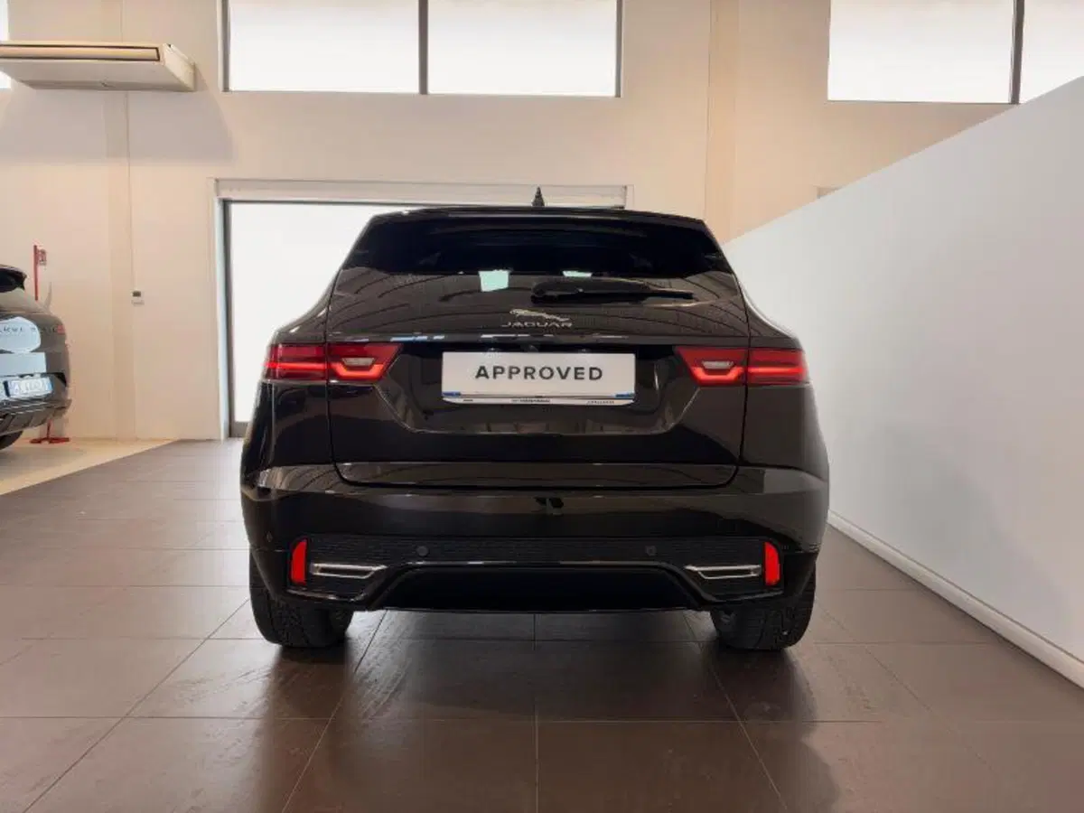 Jaguar E-Pace usata a Venezia (4)