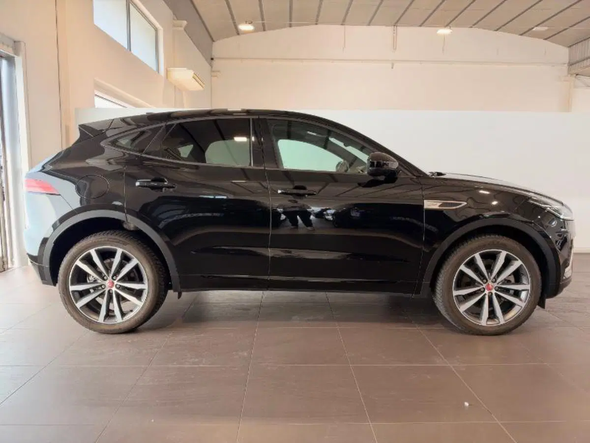 Jaguar E-Pace usata a Venezia (6)