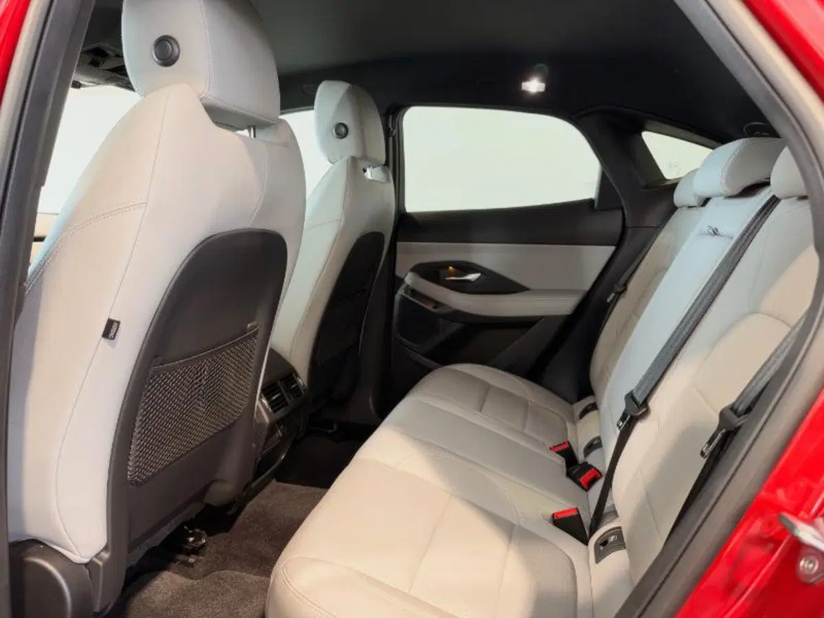 Jaguar E-Pace usata a Venezia (13)