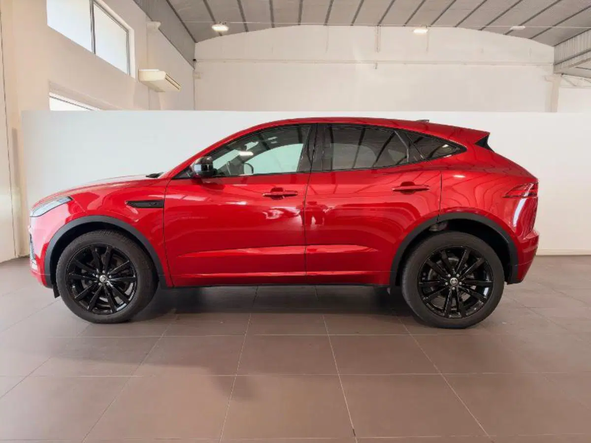 Jaguar E-Pace usata a Venezia (2)