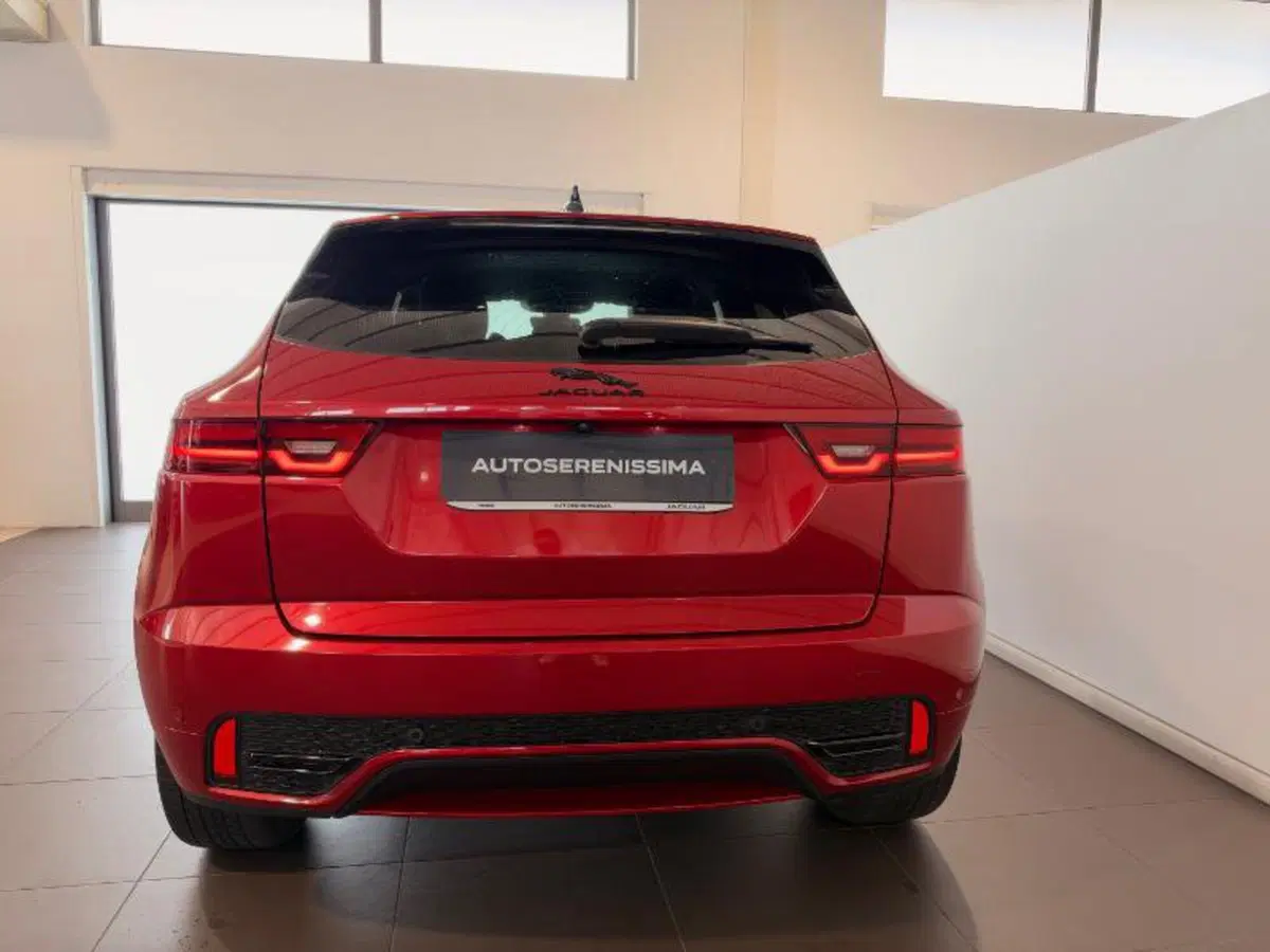 Jaguar E-Pace usata a Venezia (4)