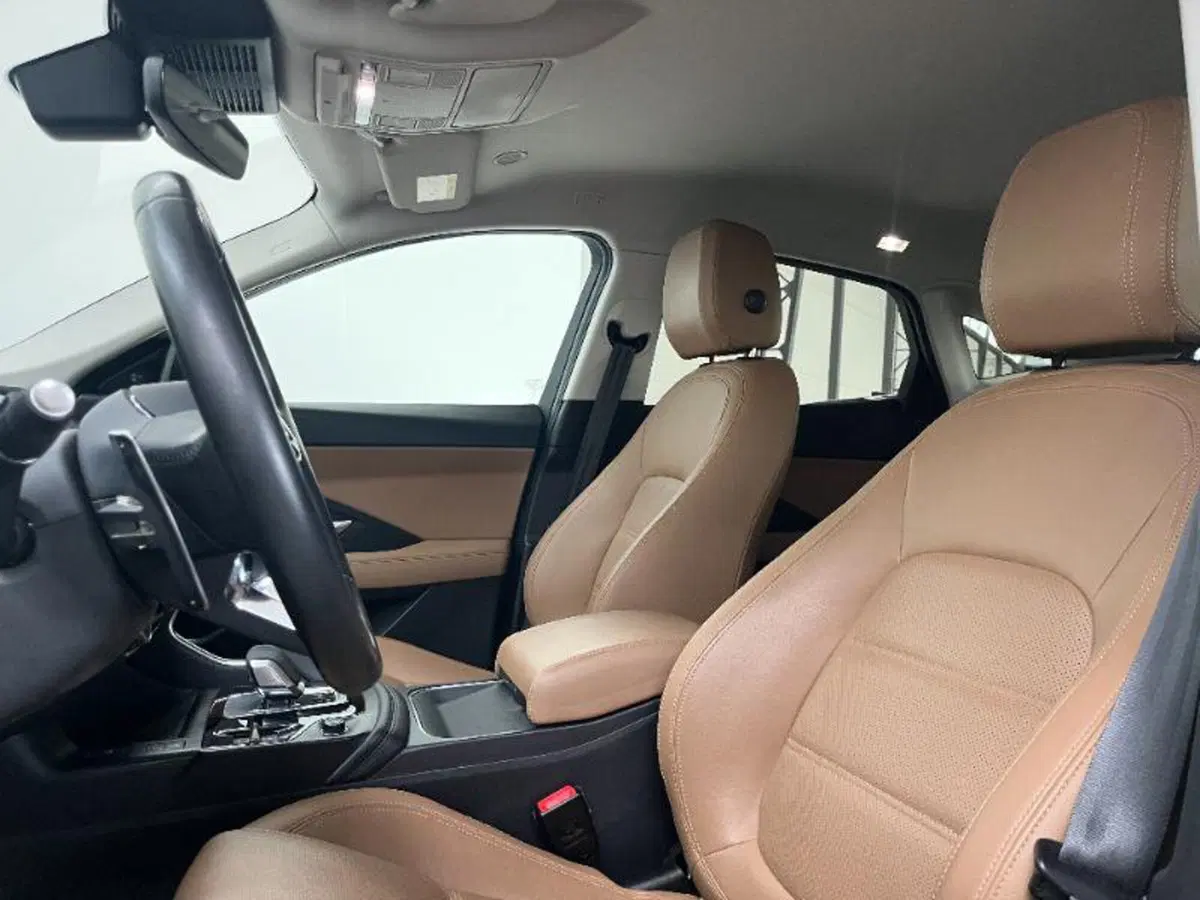 Jaguar E-Pace usata a Venezia (14)