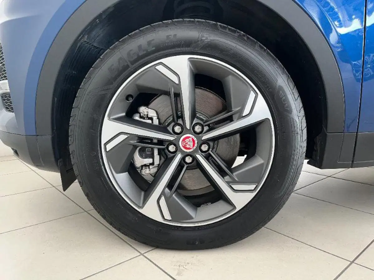 Jaguar E-Pace usata a Venezia (7)
