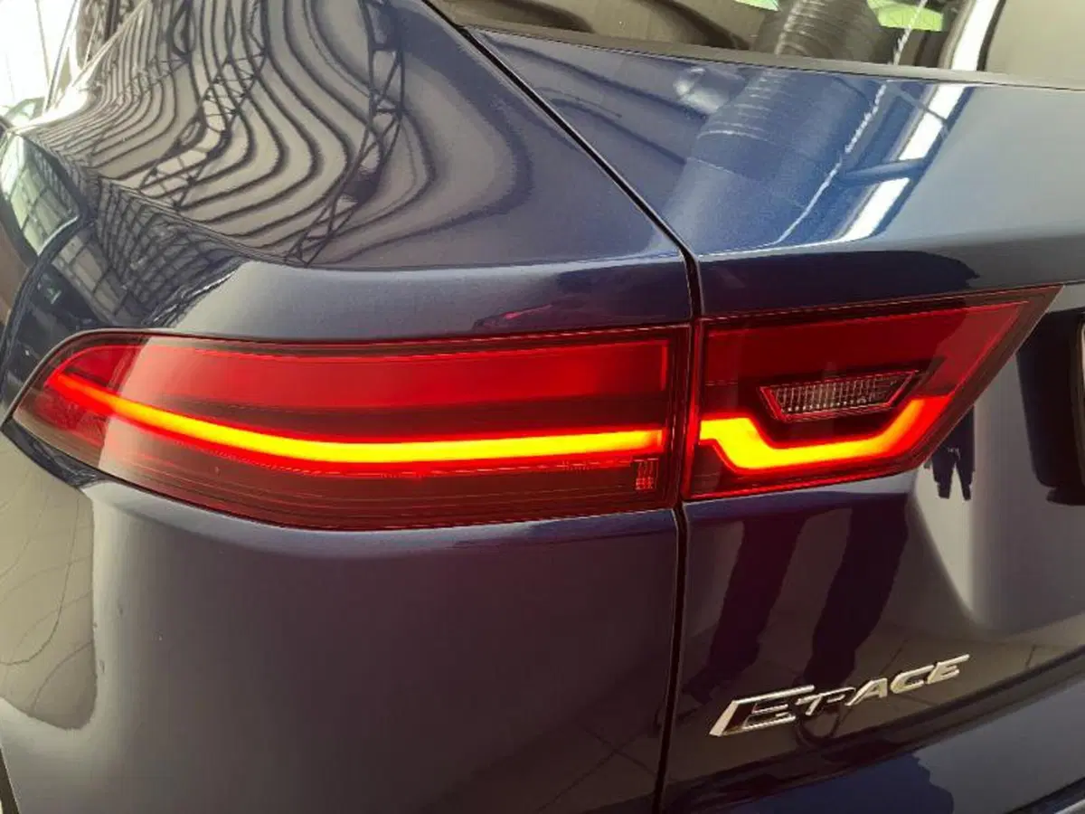 Jaguar E-Pace usata a Venezia (9)