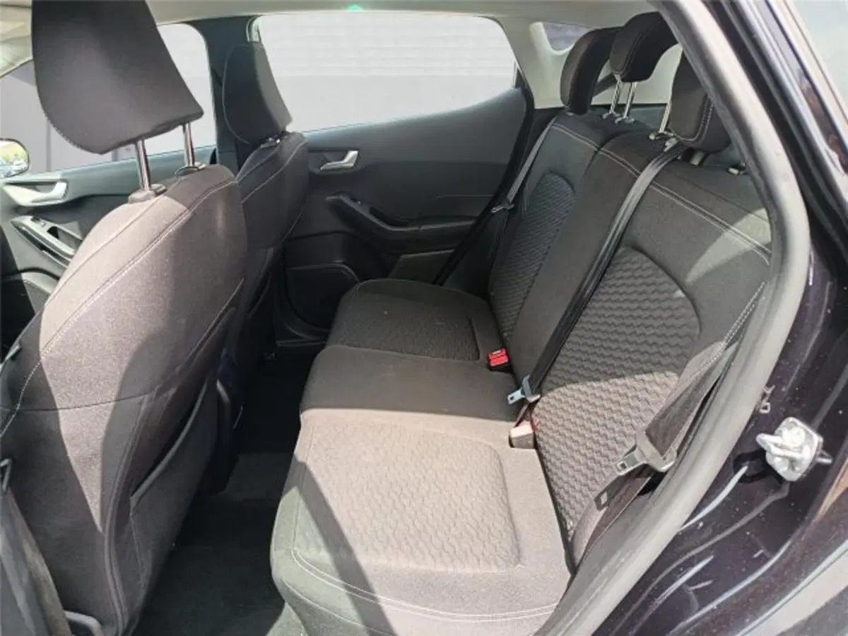 Ford Fiesta usata a Bari (18)