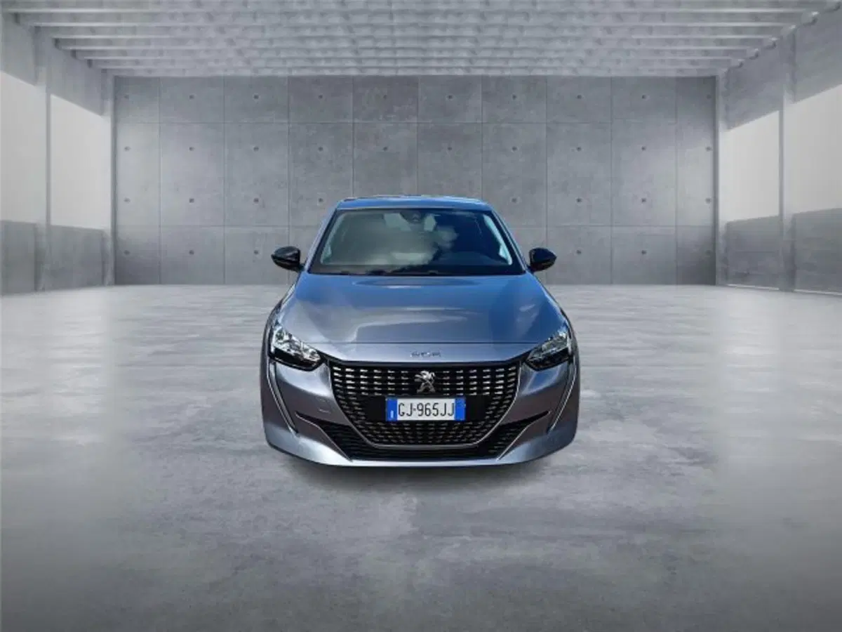 Peugeot 208 usata a Bari (2)