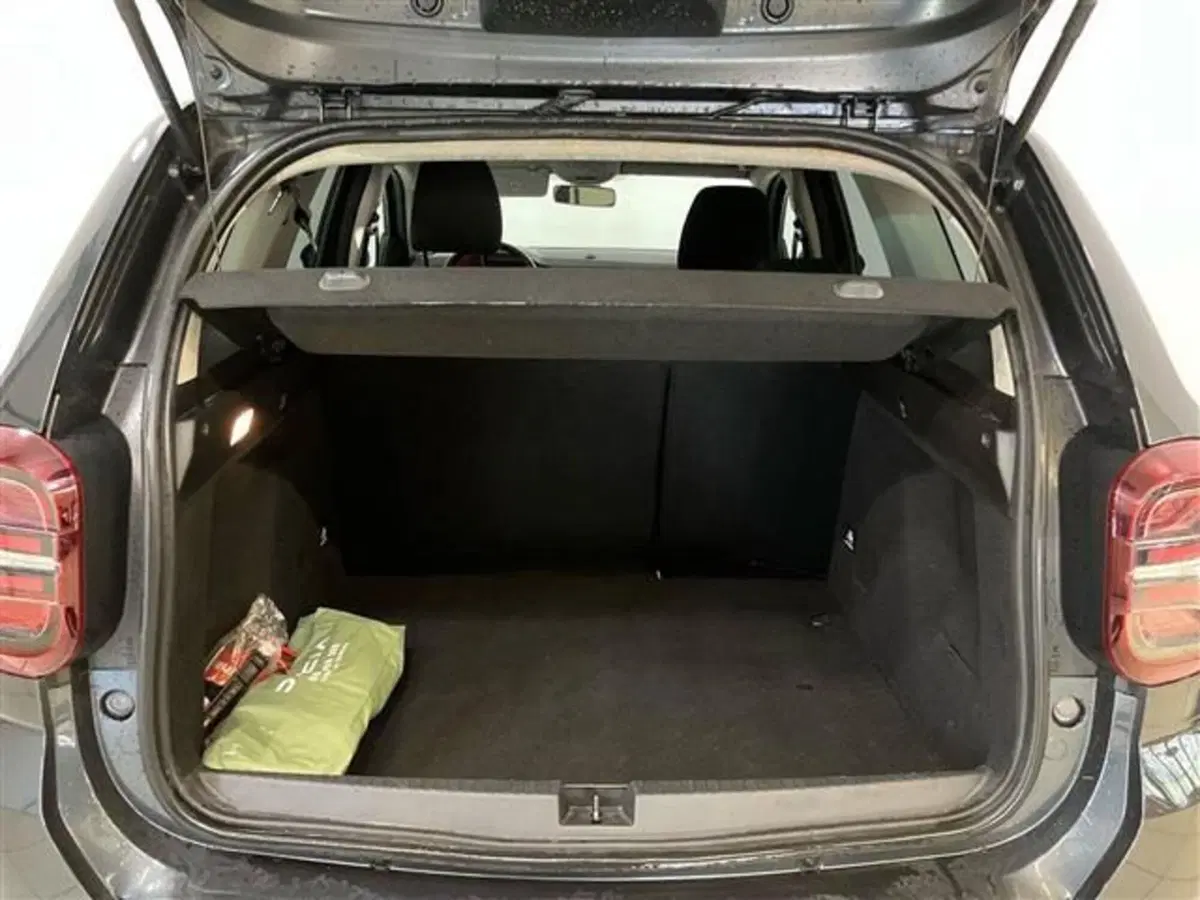 Dacia Duster usata a Como (19)