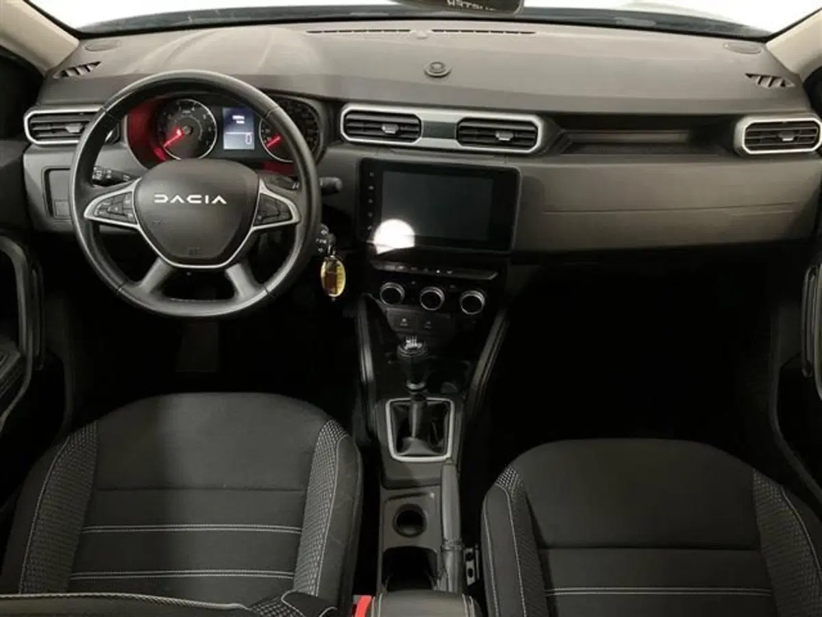 Dacia Duster usata a Como (9)