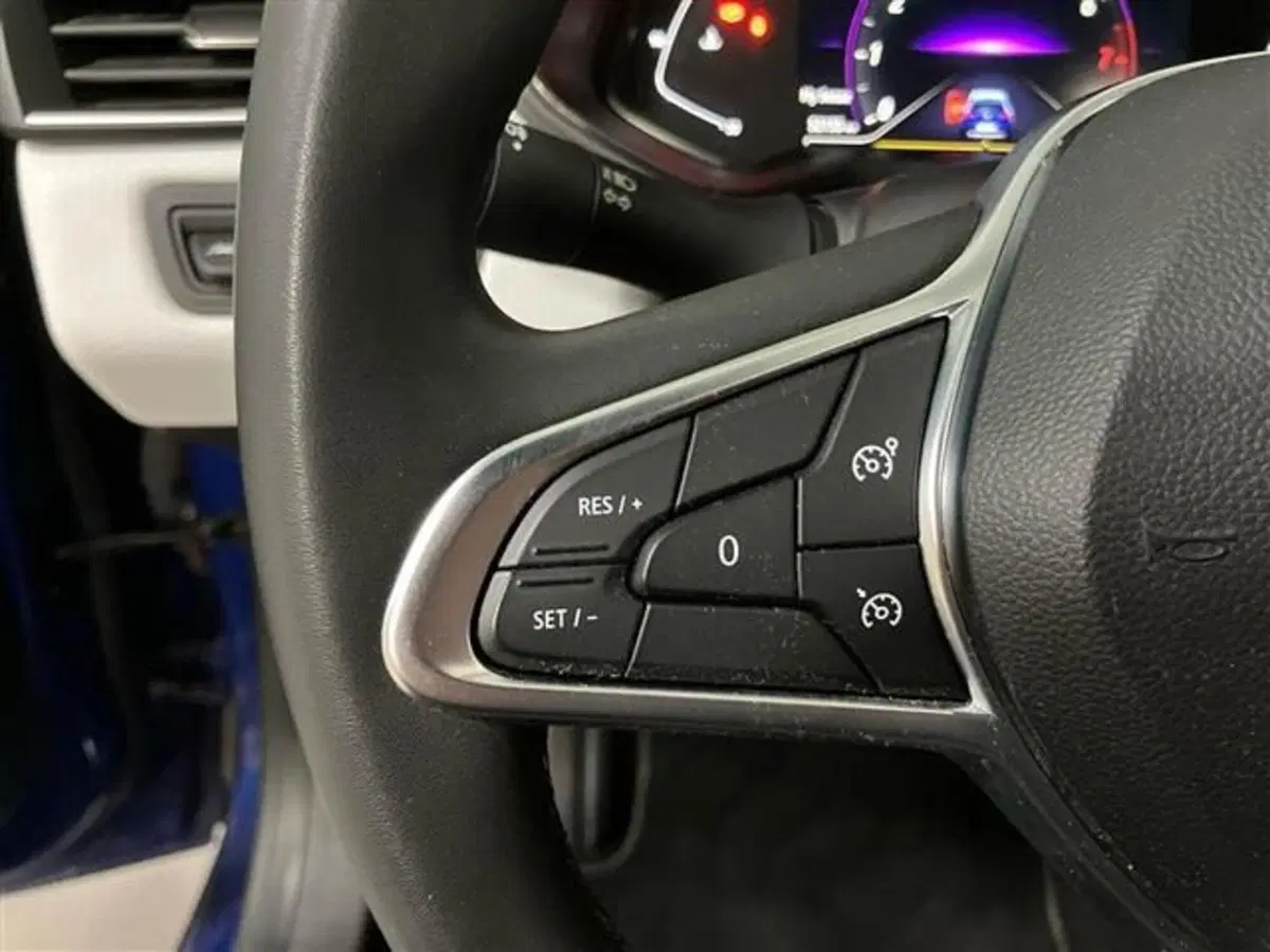 Renault Clio usata a Como (17)