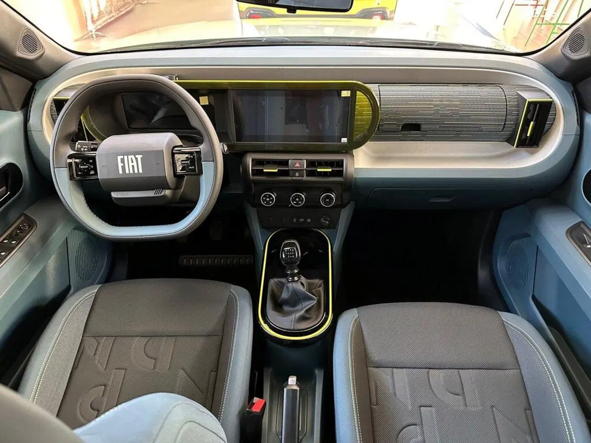 Fiat Grande Panda nuova a Sondrio (12)