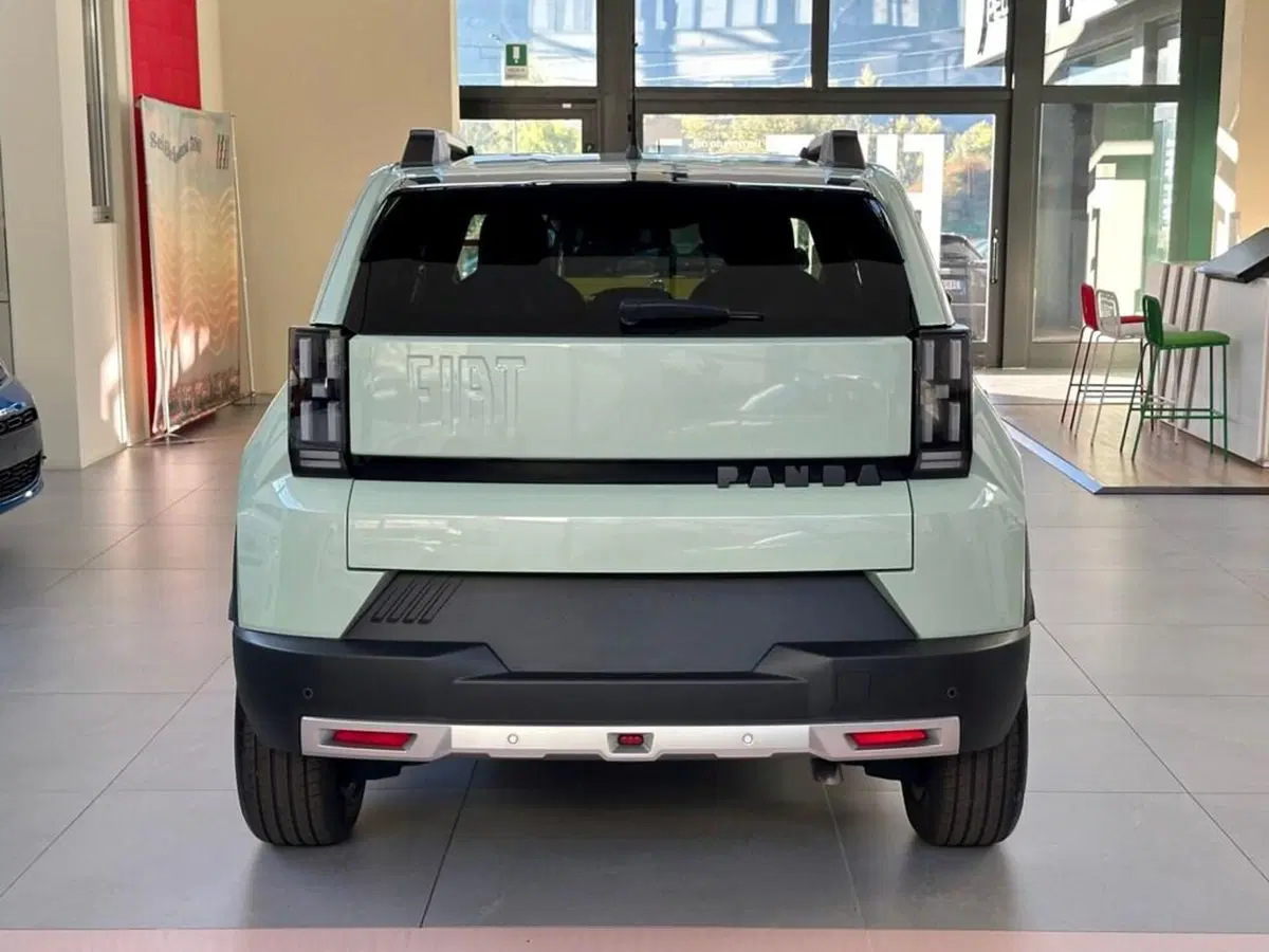 Fiat Grande Panda nuova a Sondrio (4)