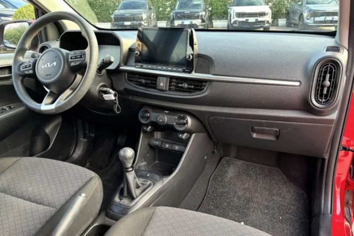 Kia Picanto usata a Latina (9)