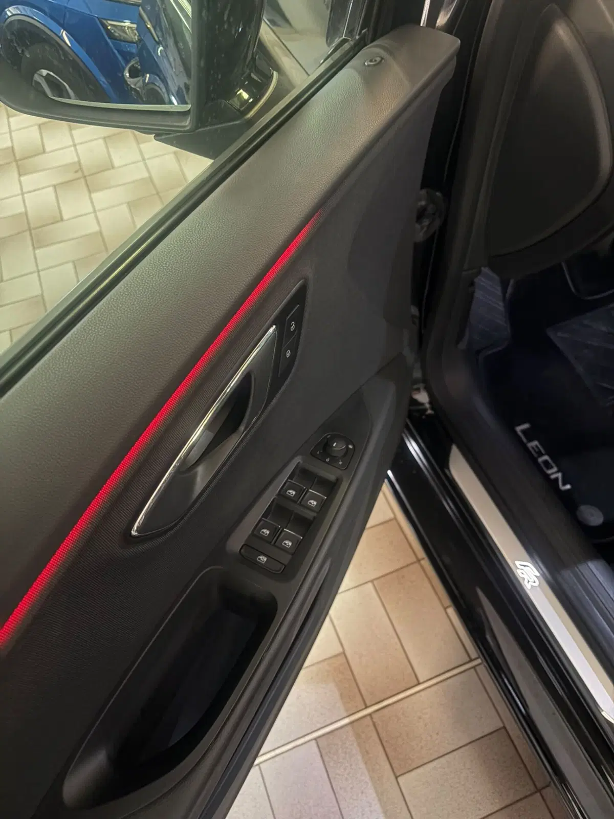 SEAT Leon usata a Cagliari (3)