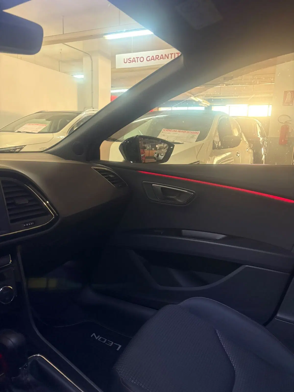 SEAT Leon usata a Cagliari (8)