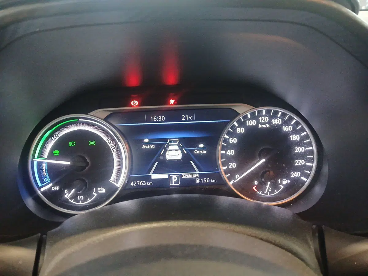 Nissan Juke usata a Lecce (16)