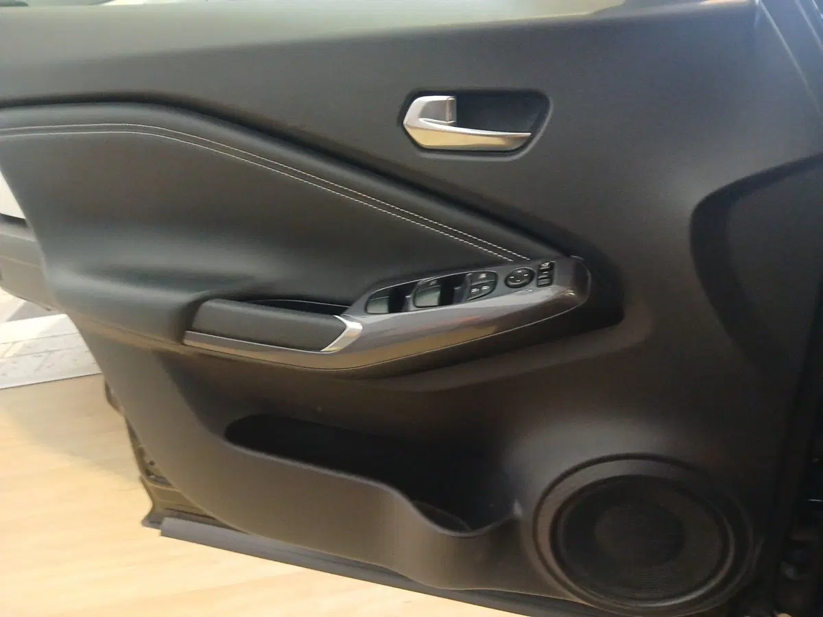 Nissan Juke usata a Lecce (19)