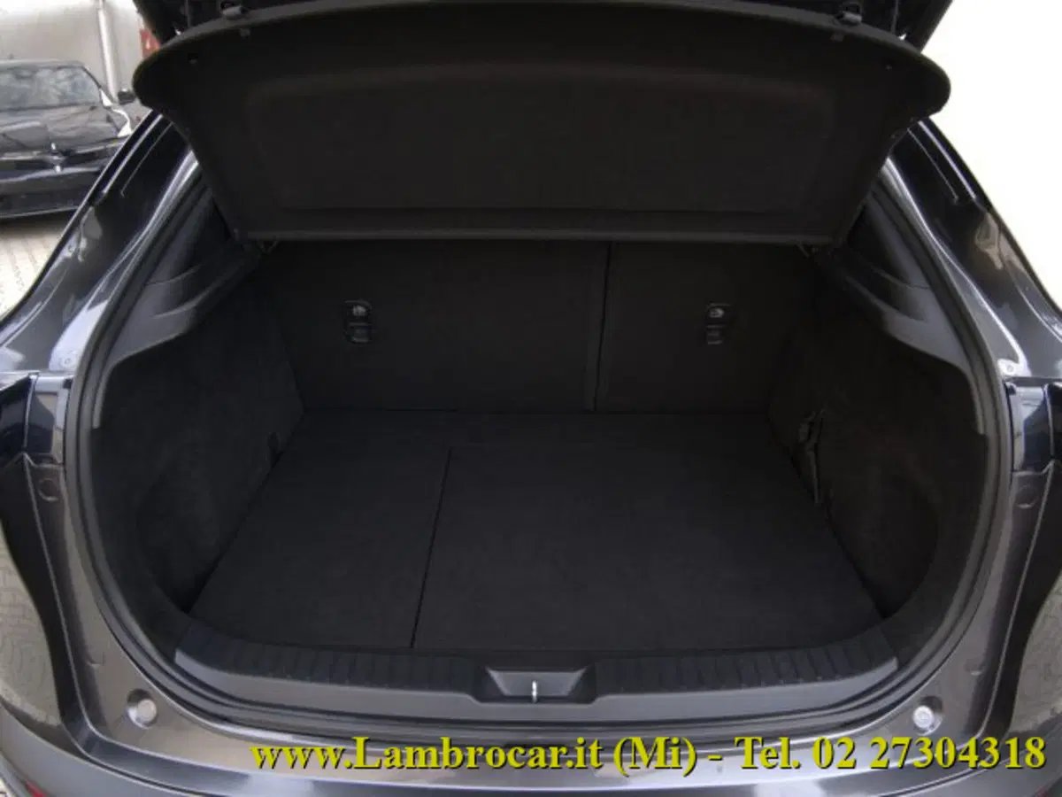 Mazda CX-30 usata a Milano (12)