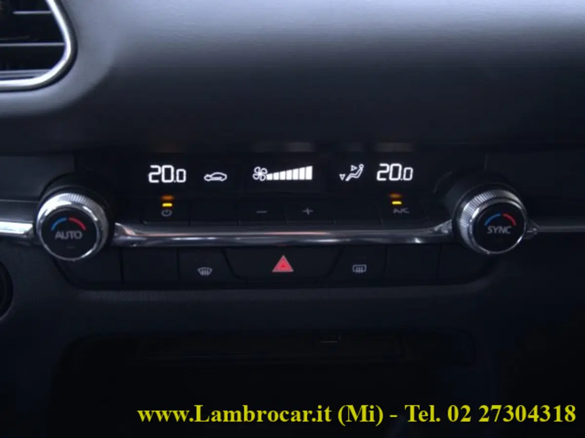 Mazda CX-30 usata a Milano (16)