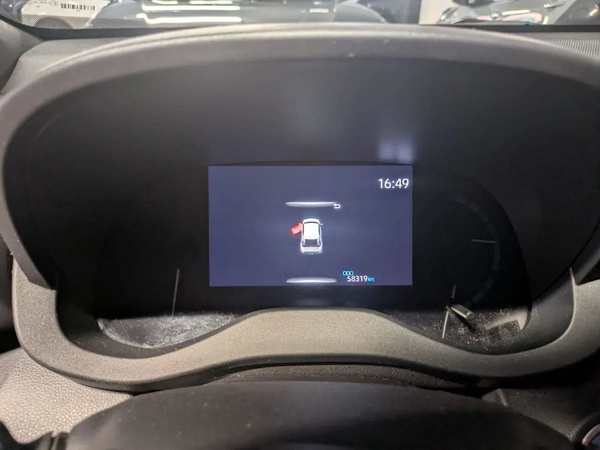 Toyota Yaris Cross usata a Milano (15)