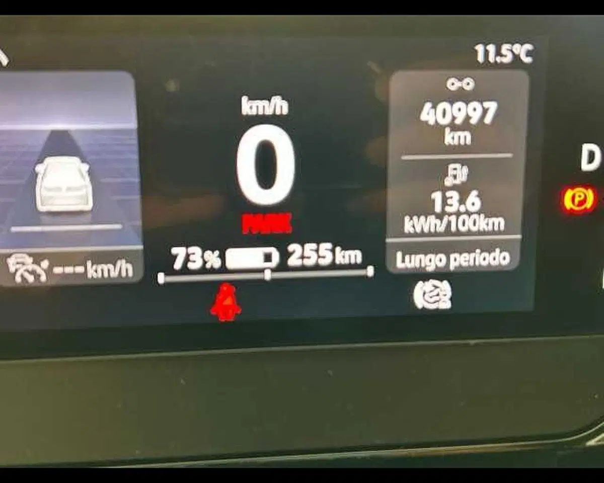 Volkswagen ID.3 usata a Roma (13)