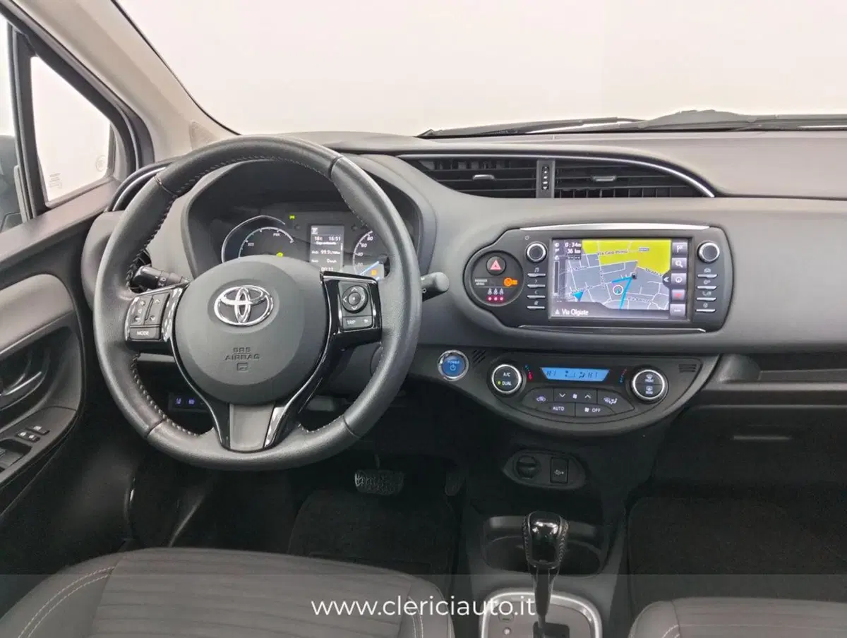 Toyota Yaris usata a Como (10)