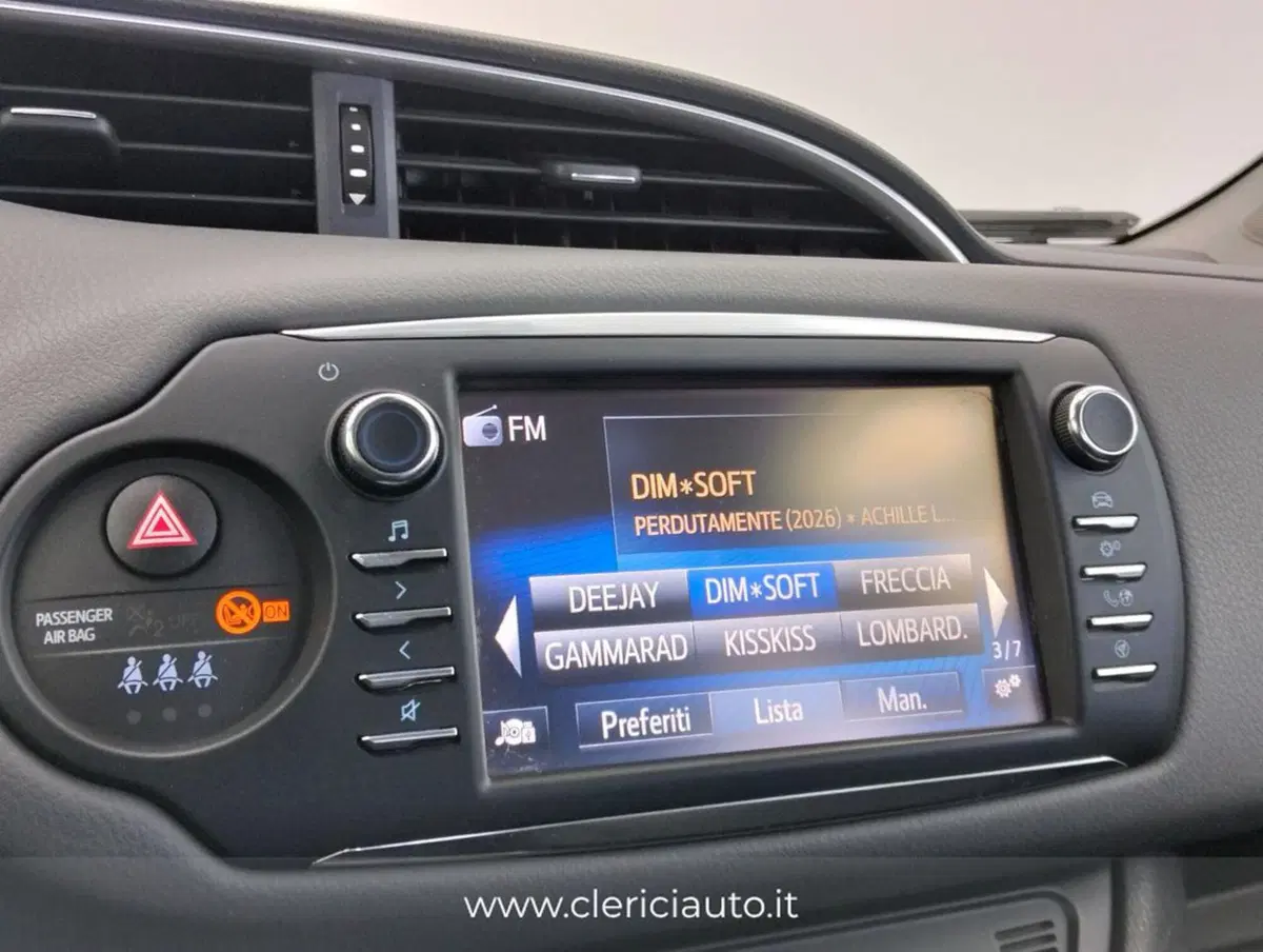 Toyota Yaris usata a Como (14)