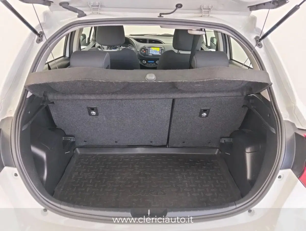Toyota Yaris usata a Como (19)