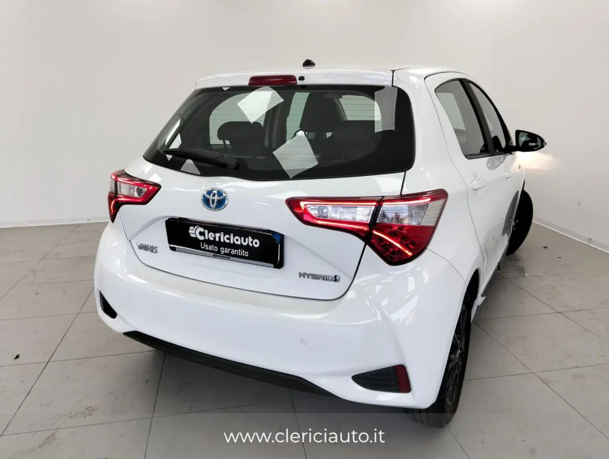 Toyota Yaris usata a Como (2)